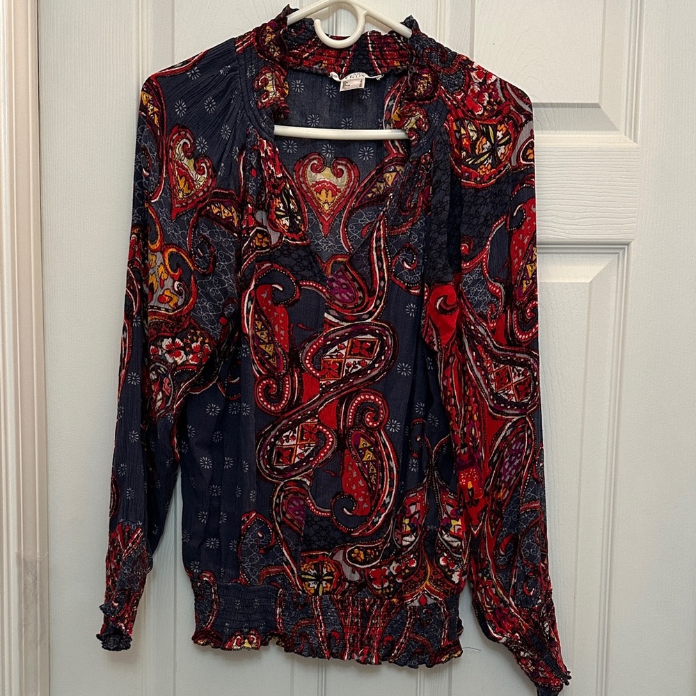 Elegant Paisley Print Blouse - Red and Blue